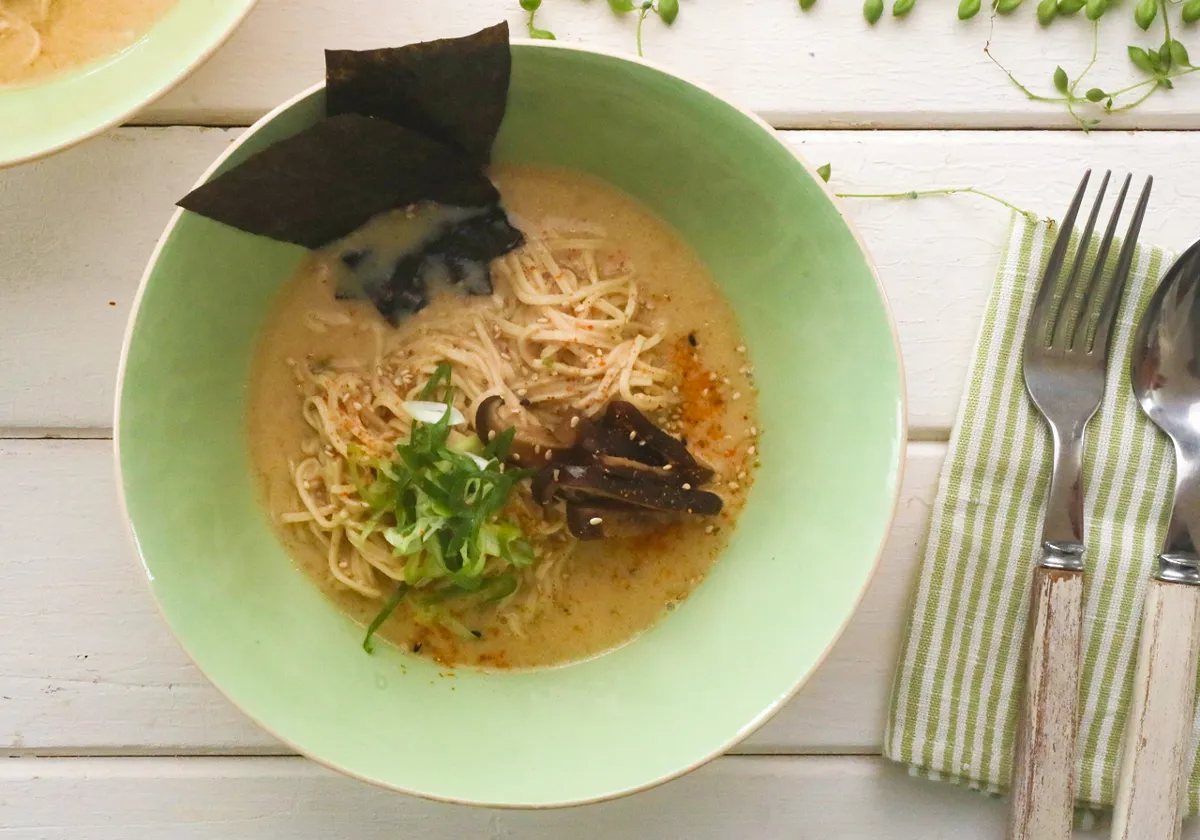 Soybean Noodles in Soy Milk and Sesame Soup
