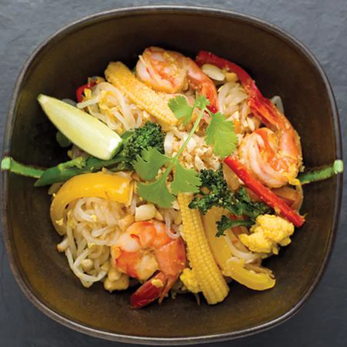 Stir-fried Shirataki Noodles with Prawn and Vegetables