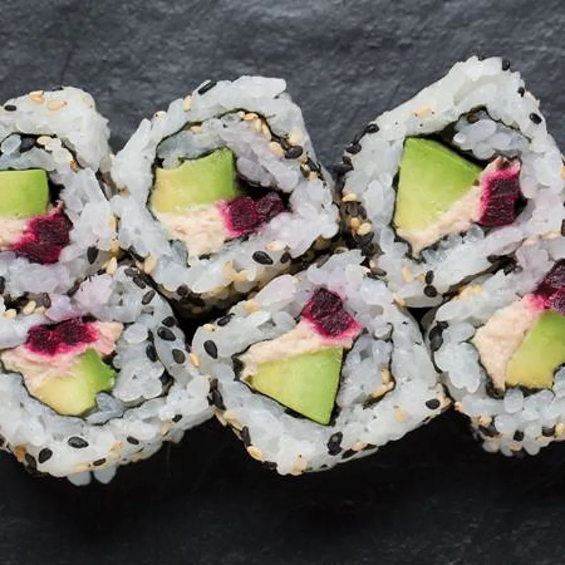 Beetroot and Tuna Uramaki (inside-out roll)