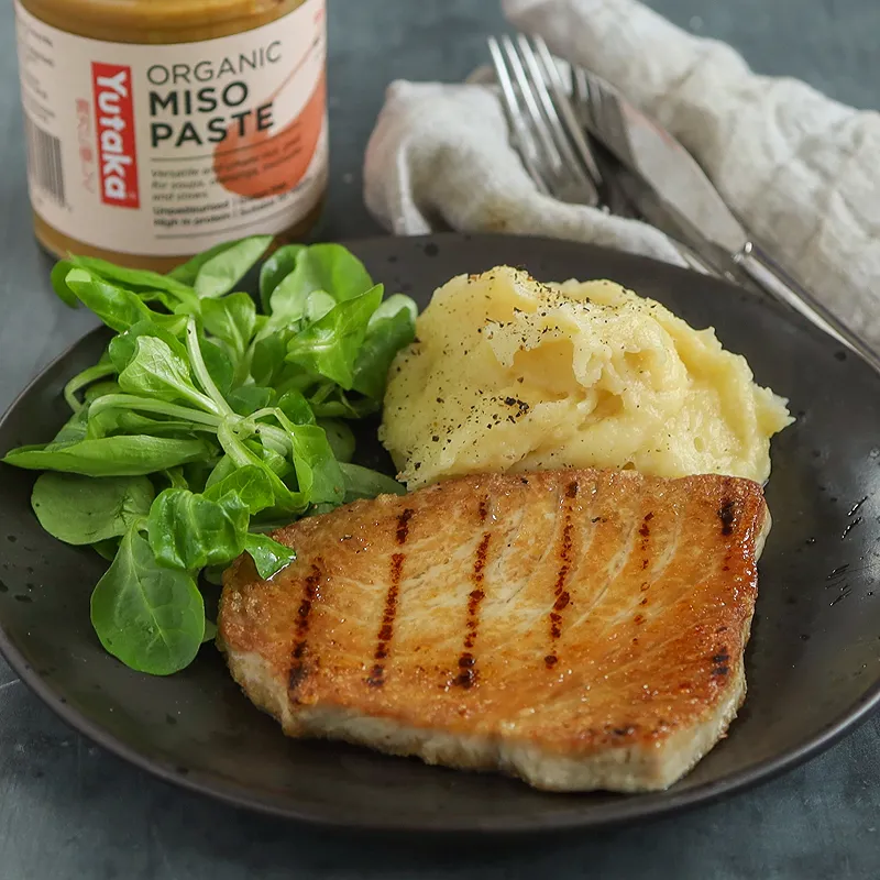 Grilled Tuna with Miso & Mayonnaise Marinade